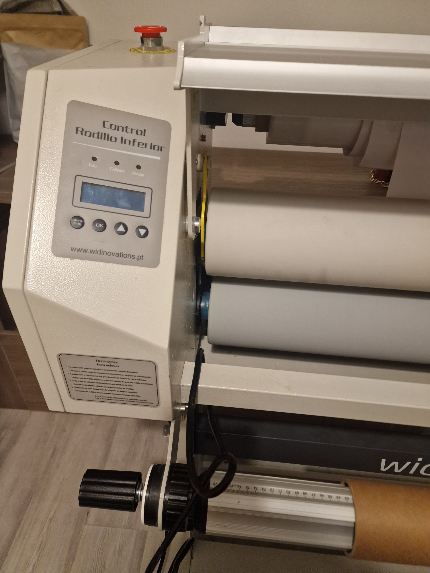 Plotter de corte Laminator HL165