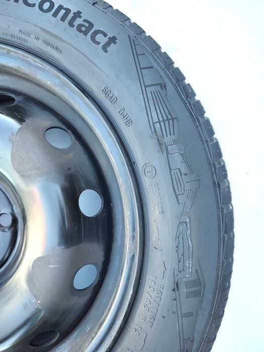 Продам резину з дисками Continental 185/65/R15 T посадочні dacia logan