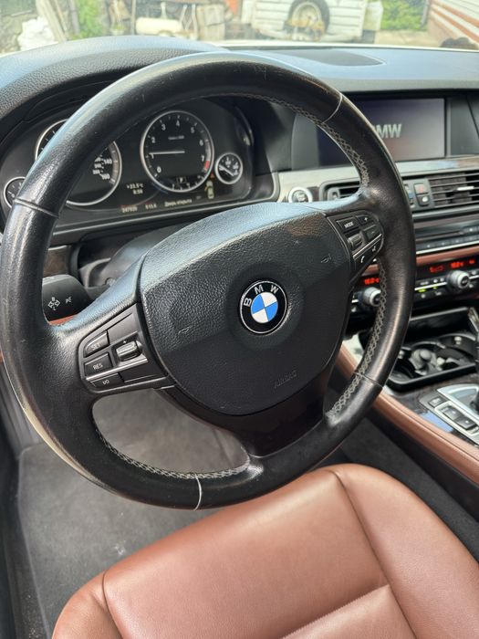 Руль на бмв ф 10
