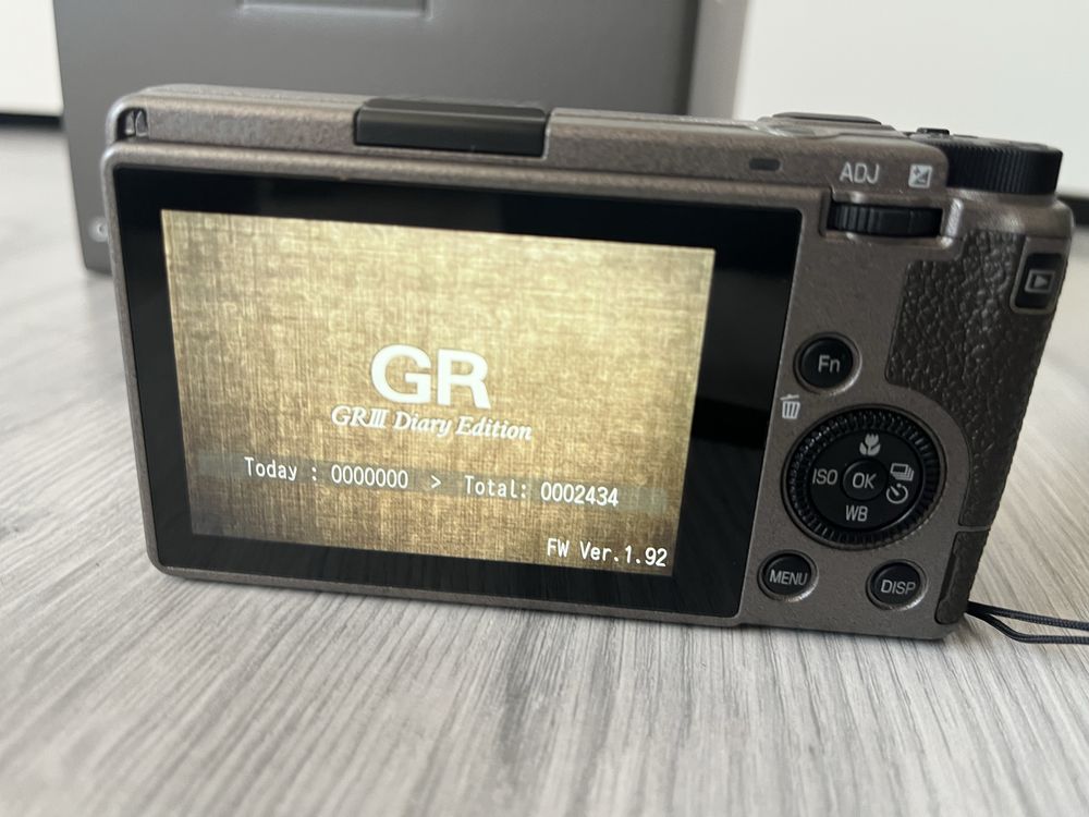 Ricoh GR III gr3 gr 3 diary edition stan idealny