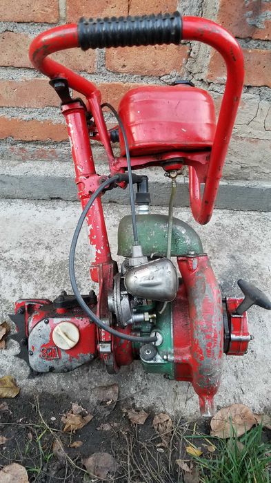 Продам робочу бензопилу "Дружба".