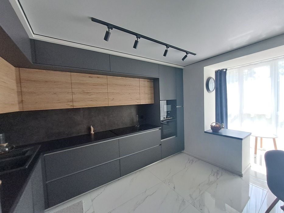 Продаж 3 км квартири по вул. В Великого.єОселя, єВідновлення