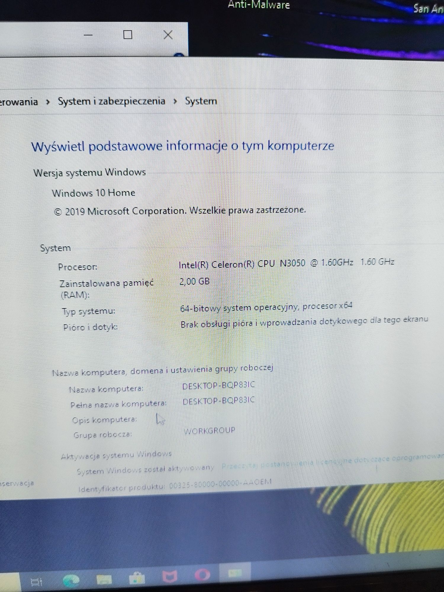 Komputer z monitorem LENOVO