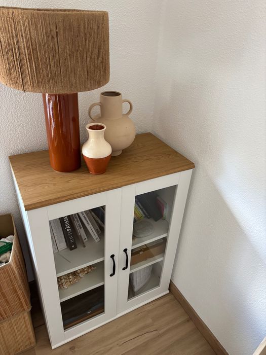 IKEA SKRUVBY
Conjunto de 2 em ótimo estado