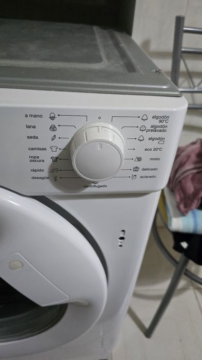 Maquina lavar roupa