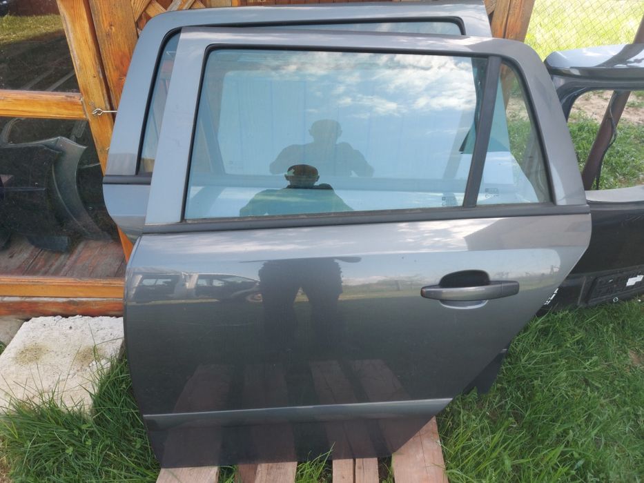 Двері Опель Астра H opel astra h z20z, z157