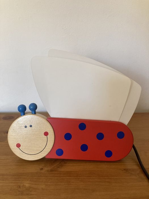 Lampka nocna dla dzieci kinkiet robaczek