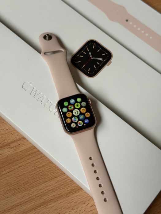 Apple Watch Series 6 40 mm Gold