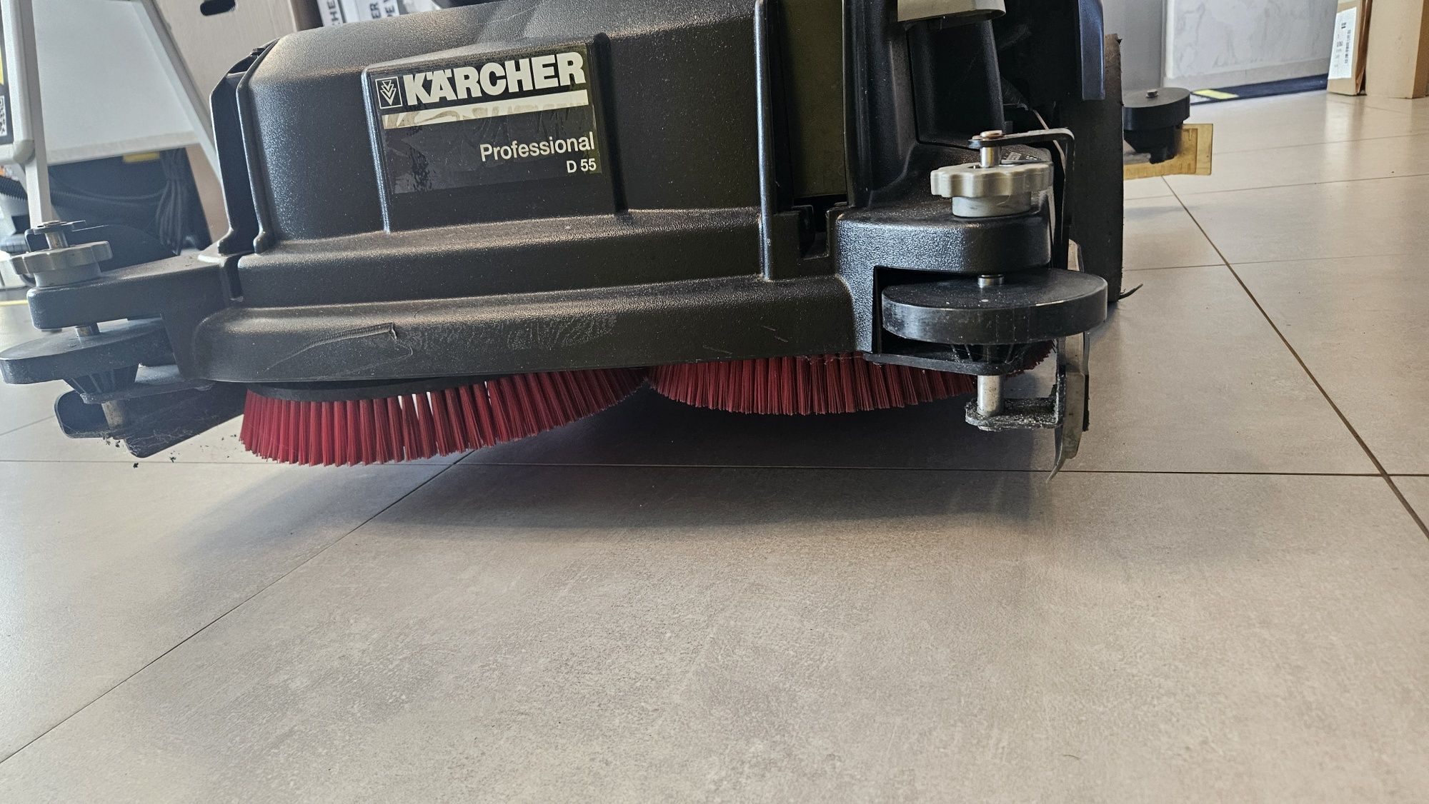 B60 - szorowarka Karcher , myjka, automat,