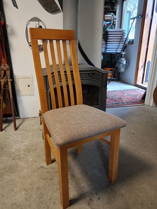 Krzesło, drewniane do salonu, nowe  z gwarancją