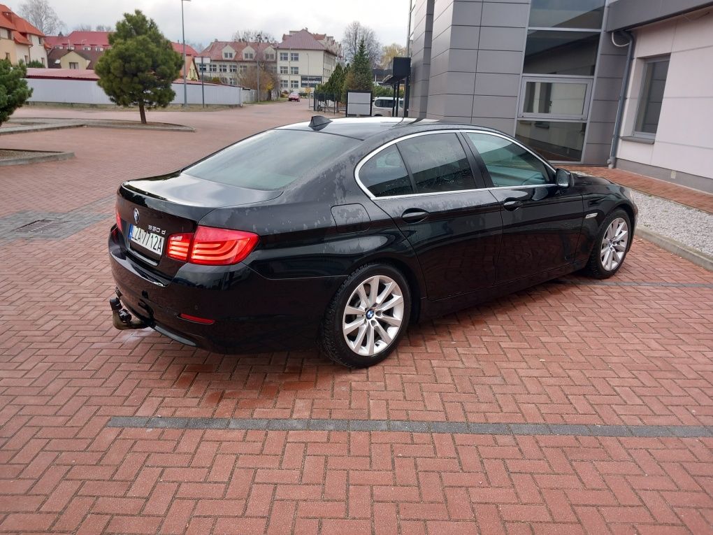 BMW SERIA 5 F10 530D