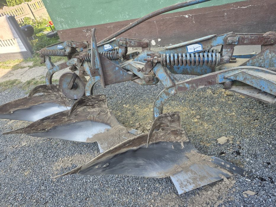 Plug 3 skibowy na spręzynie