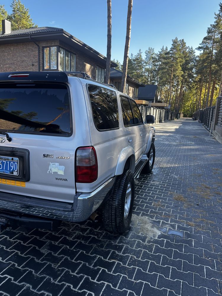Toyota 4runner 2000рік