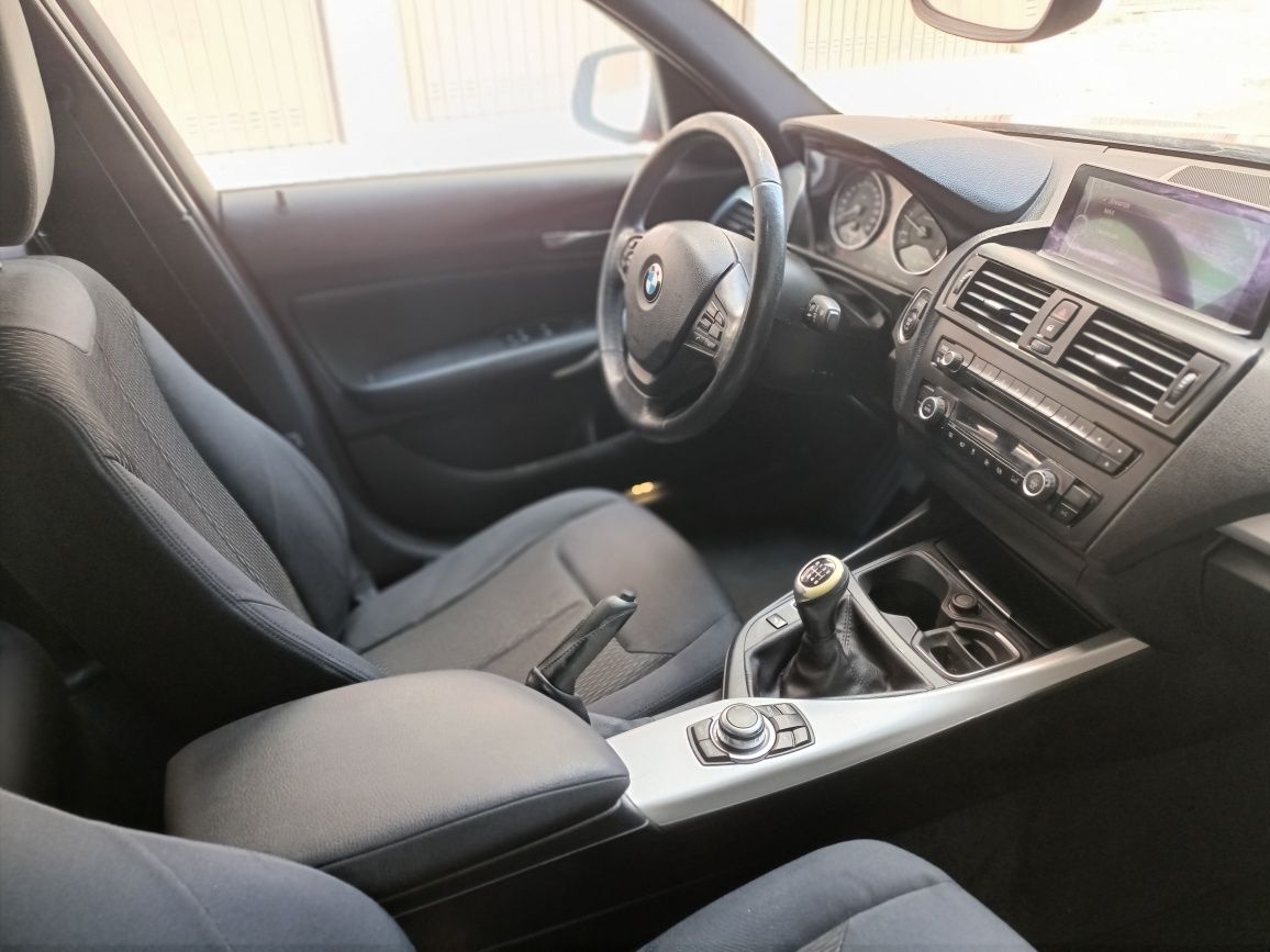 Bmw 116D  EfficientDynamics Line Sport