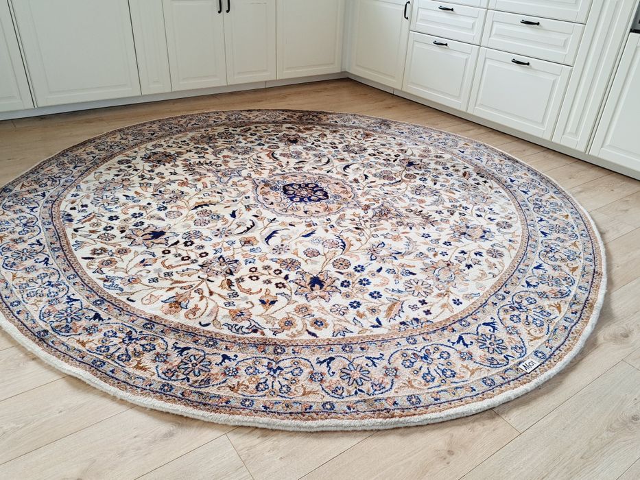 Przepiękny okrągły Keshan. Ręcznie tkany wełniany dywan Średnica 252cm