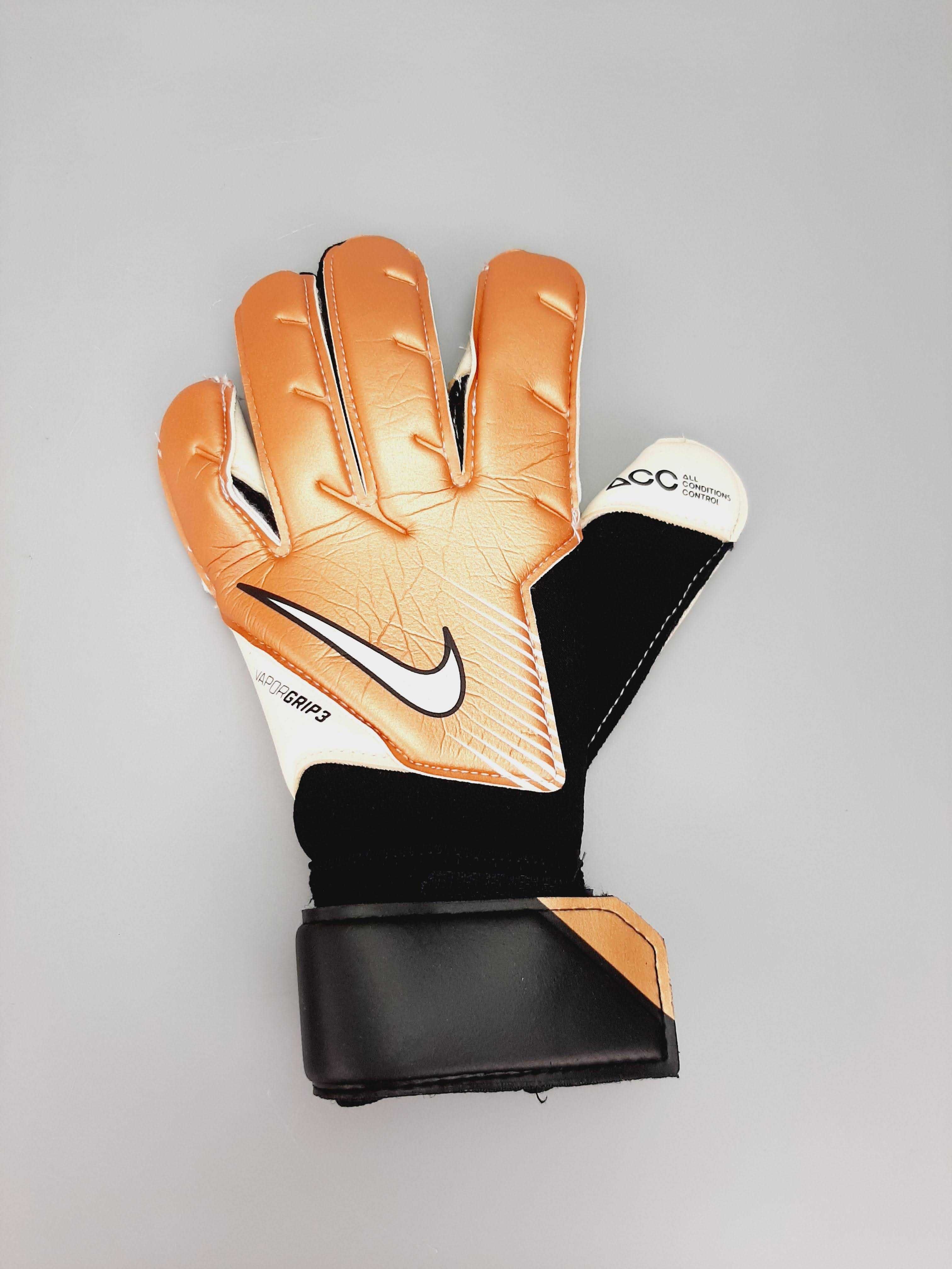 Rękawice Bramkarskie NIKE VAPOR Grip3 roz. 6 złote