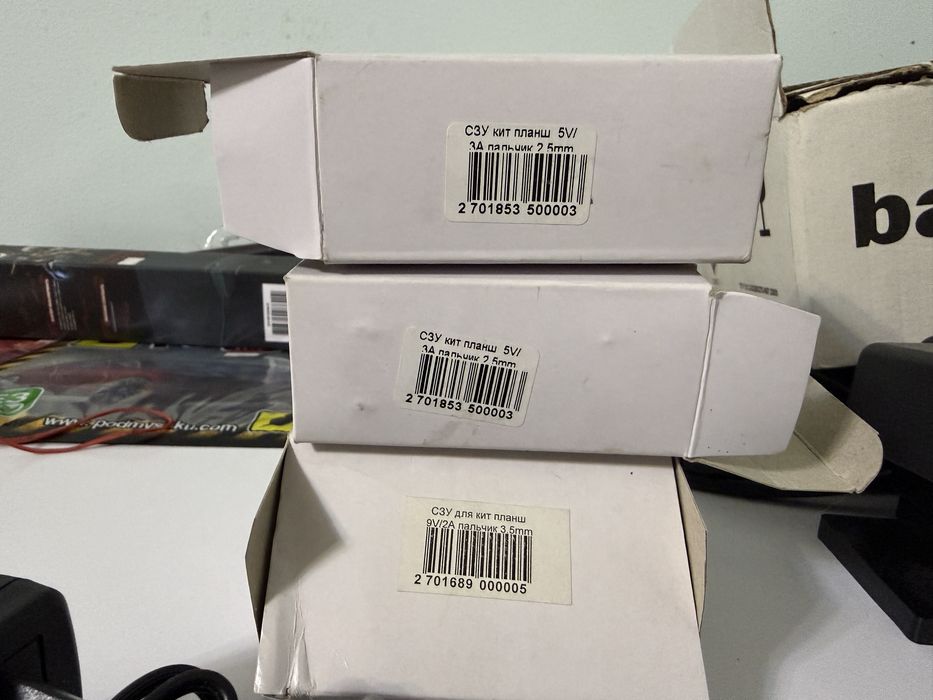 Зарядне на планшет 5V/3A 2.5мм 9V/2A 3.5мм