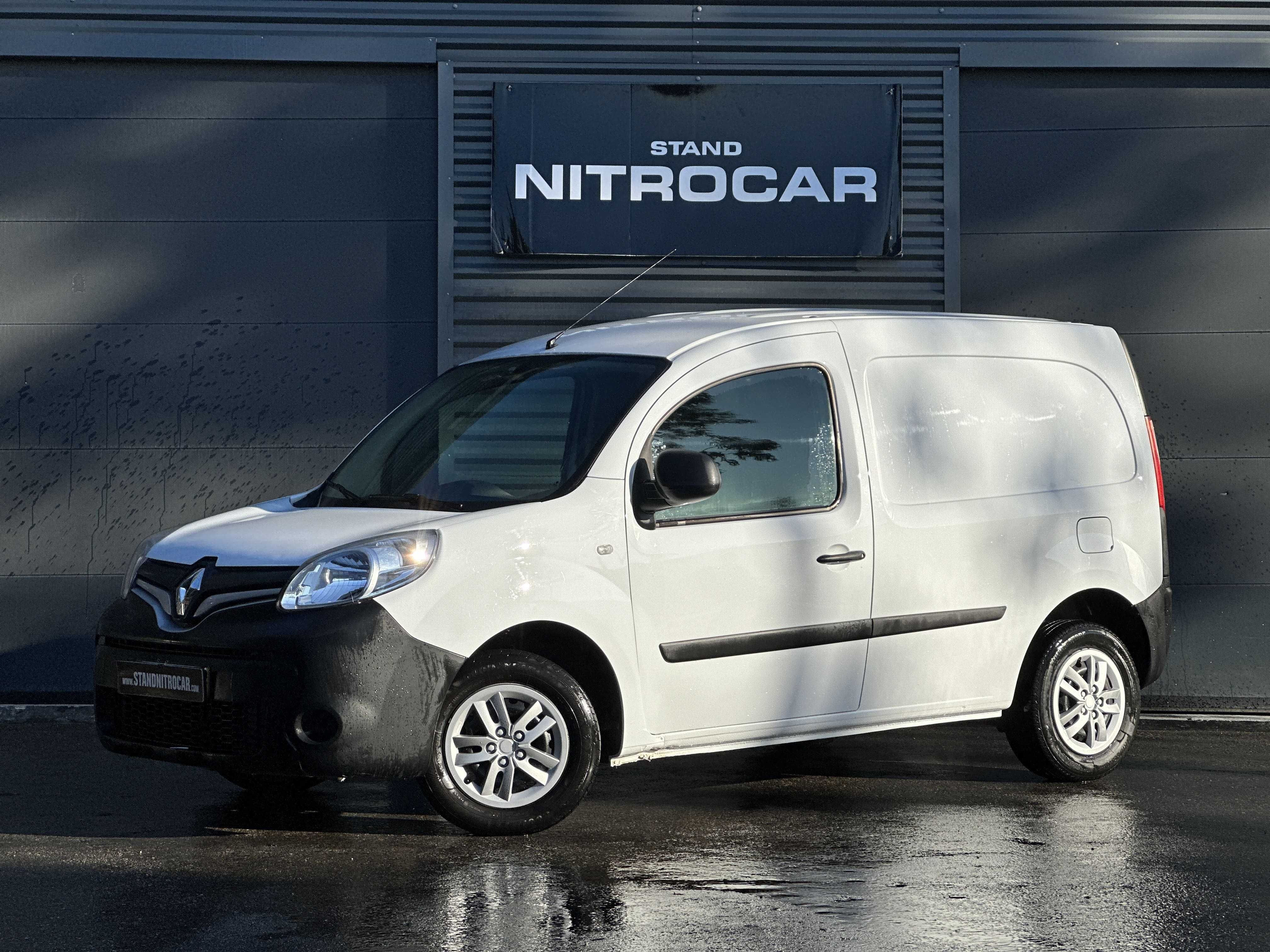 RENAULT KANGOO 1.5 DCI 3 LUGARES C/ AC