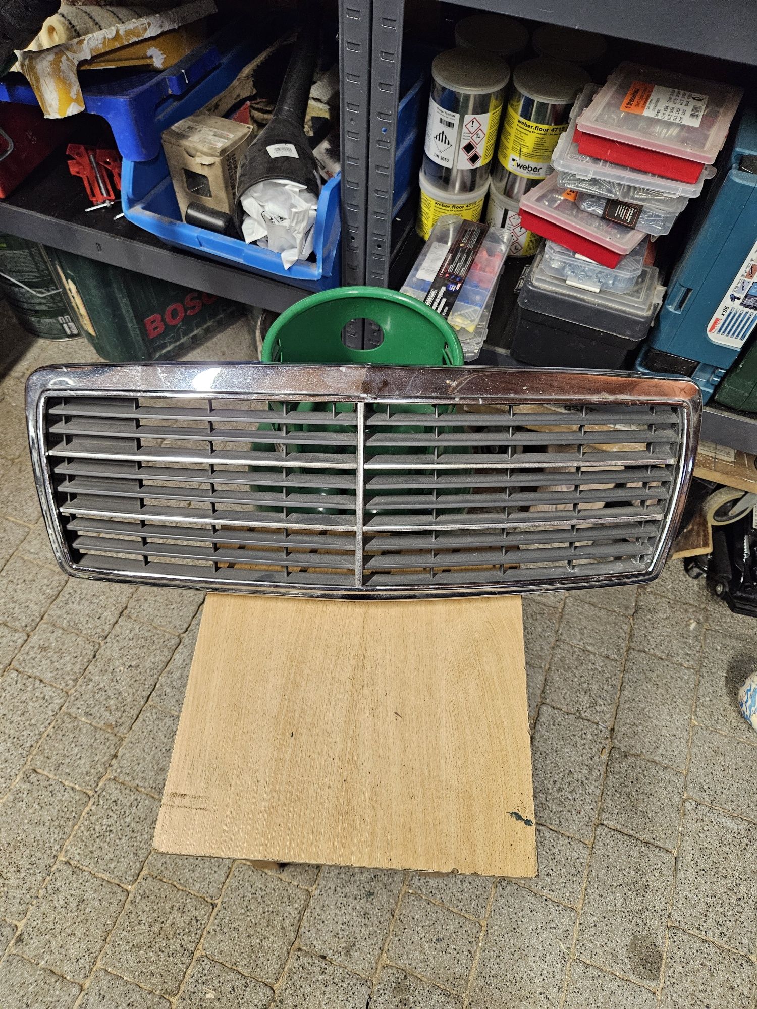 Atrapa chłodnicy grill Mercedes W202