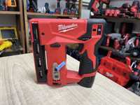 Milwaukee M12 BST (2447-20) / акумуляторний степлер Мілвокі