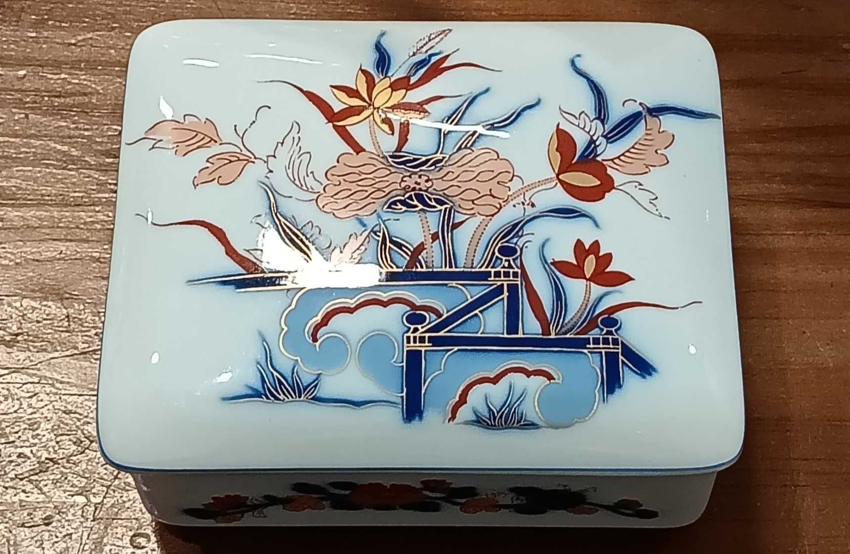 Caixa Imari - Vista Alegre (portes inc.)
