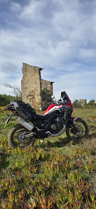 Escape ARROW para África Twin 2016 a 2019