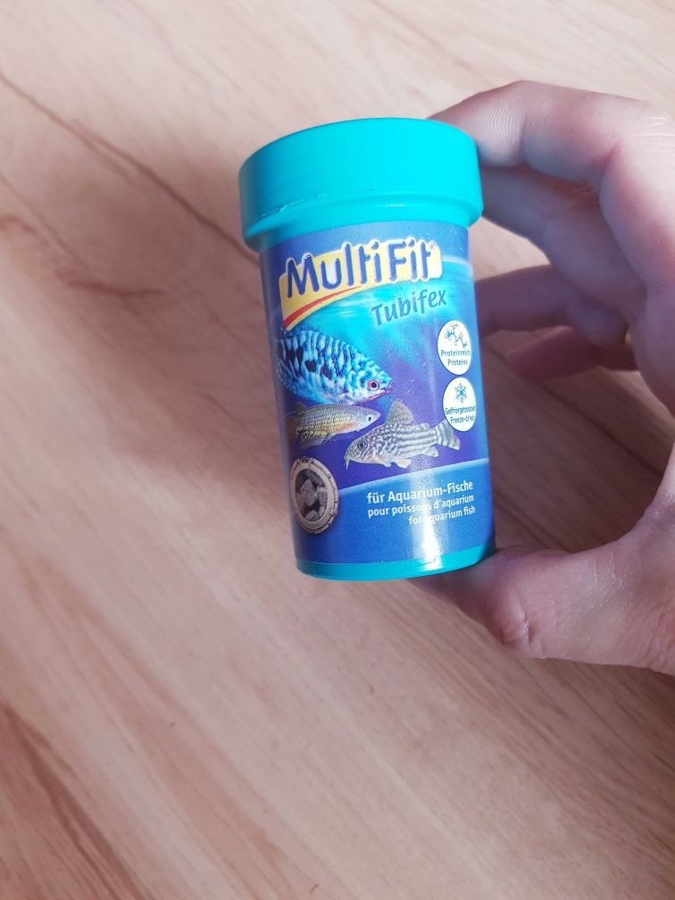 Nowa karma Multi Fit dla wszystkich ryb ozdobnych 100ml