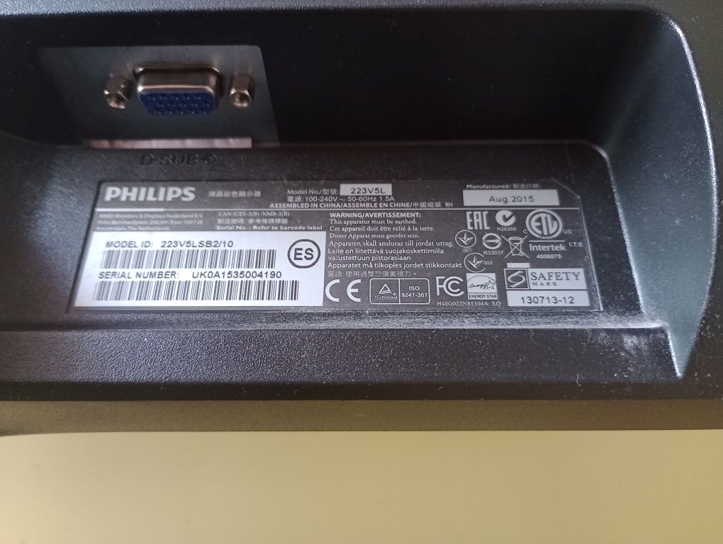 Monitor Philips 223v5l