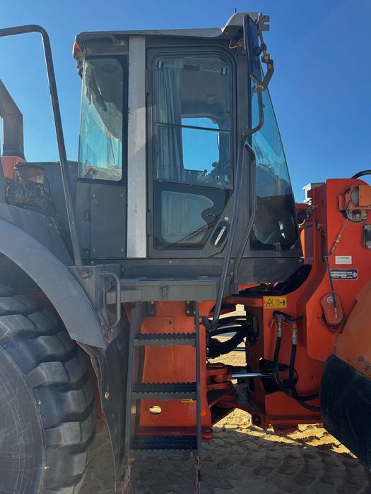 Pá carregadora - Hitachi ZW310