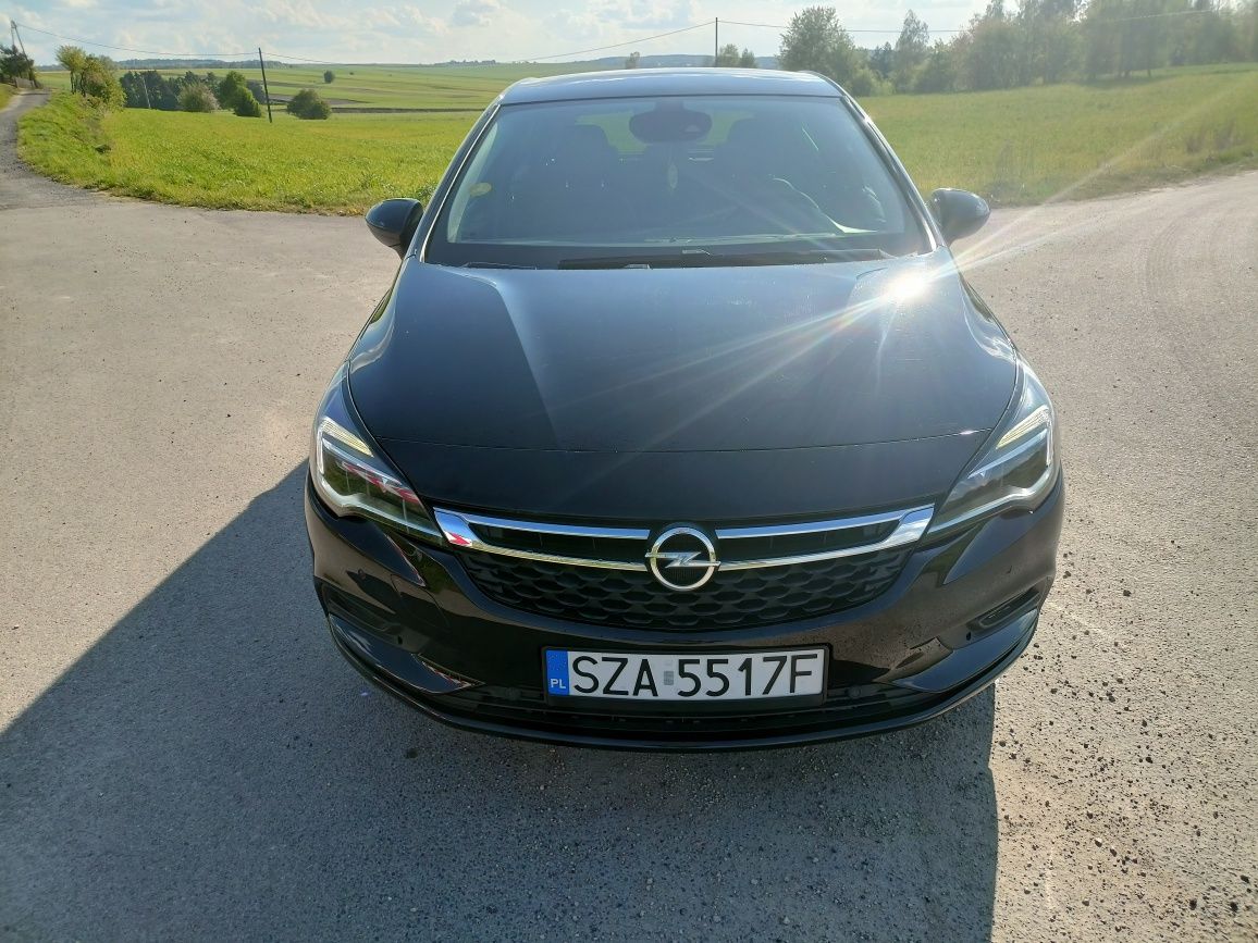 Opel astra k 1.6 CDTI bogate wyposażenie