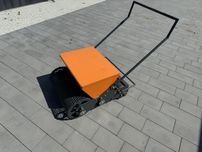 Profesjonalny siewnik do trawy 4w1