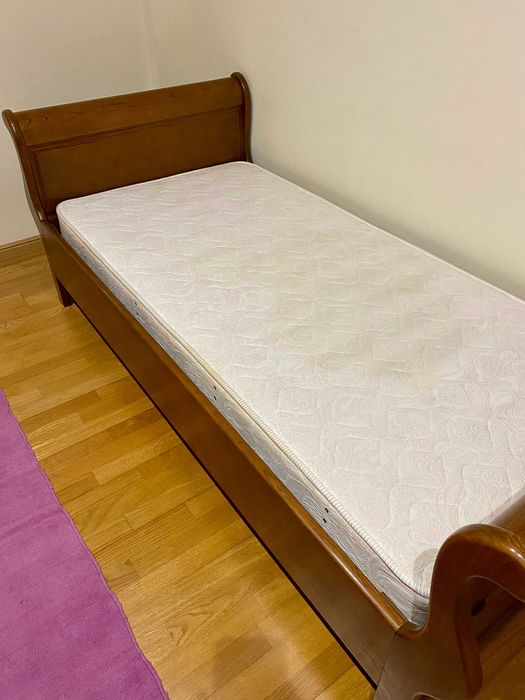 Cama Individual em Carvalho c/ Estrado e Colchão 190x90