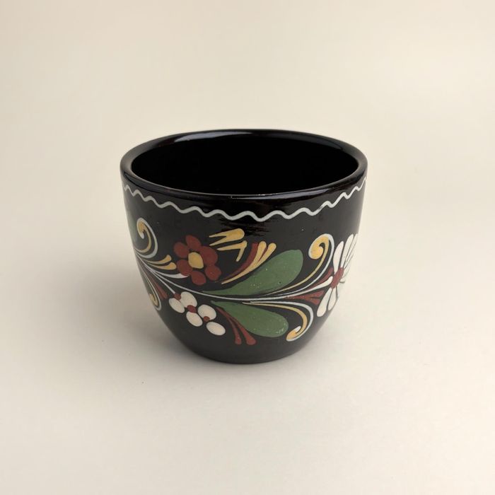 Ceramiczna szkliwiona osłonka na roślinę folklorystyczny wzór