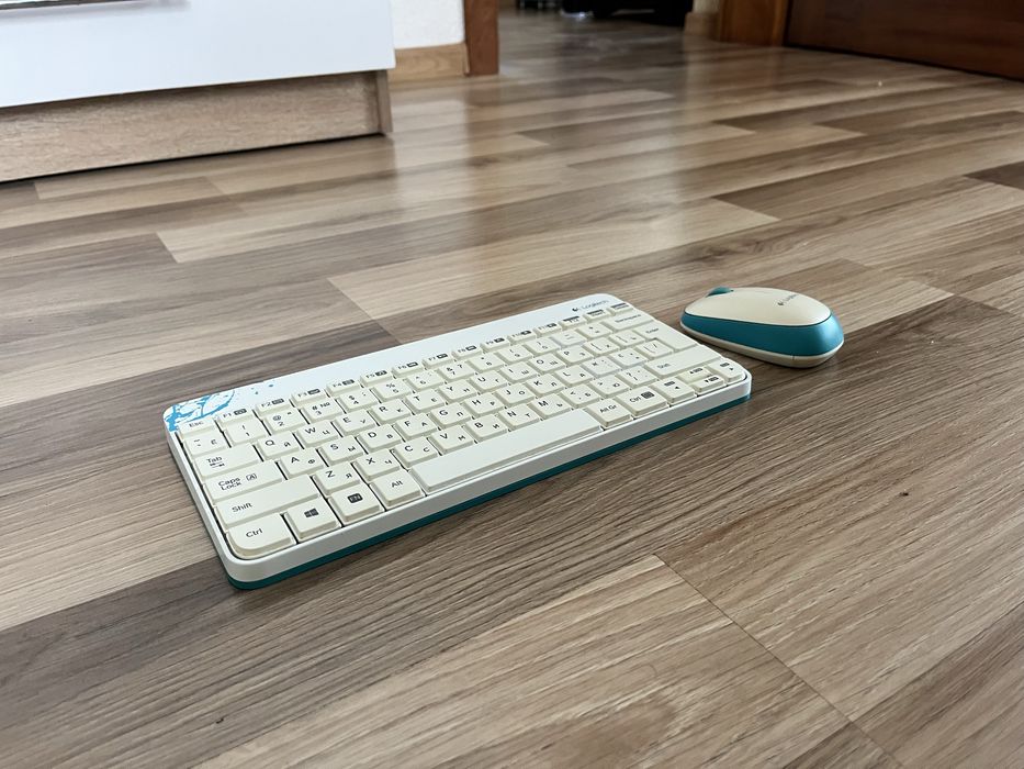 клавіатура та мишка logitech k240