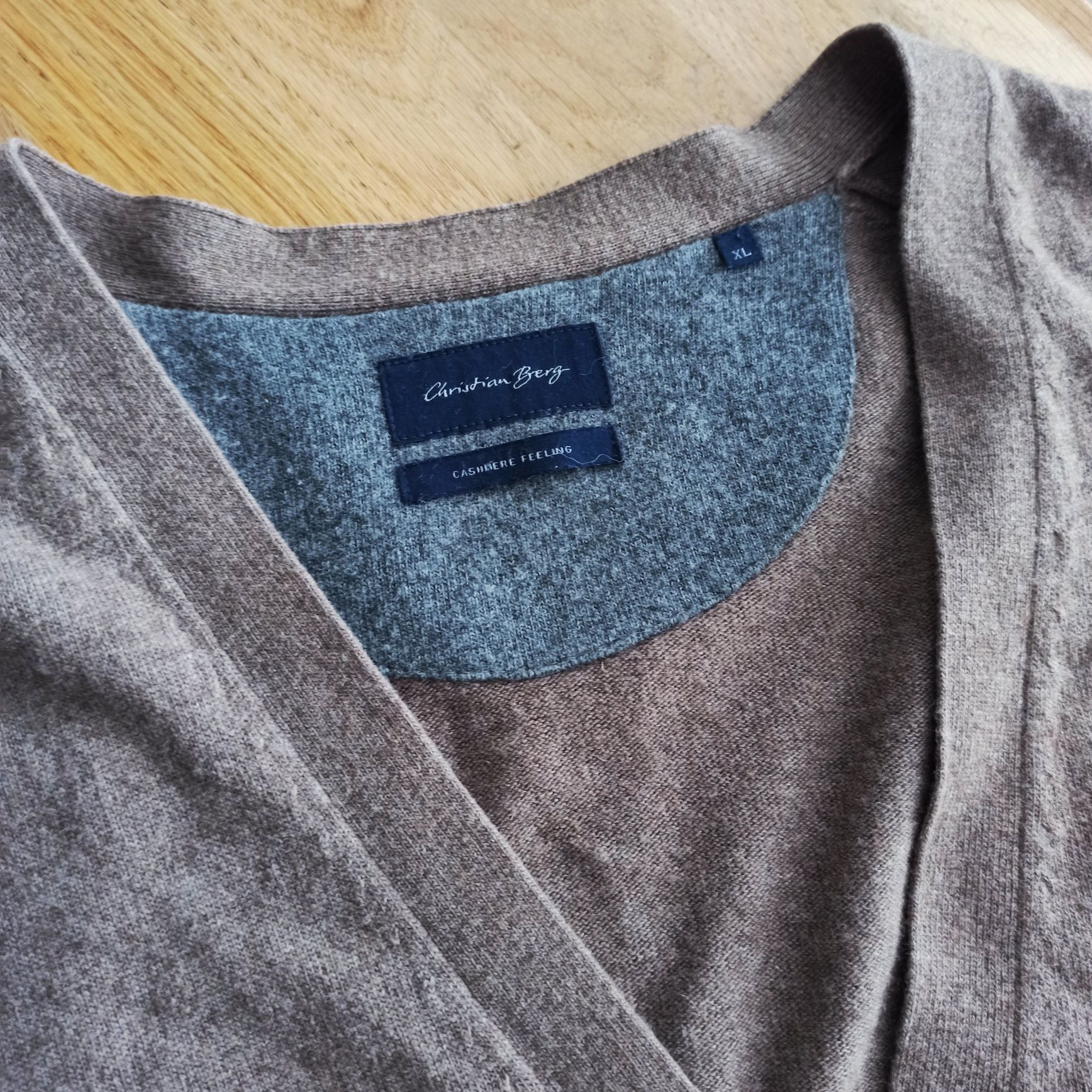 Męski kardigan kaszmirowy wełniany brązowy V-neck, unisex, modułowa sz