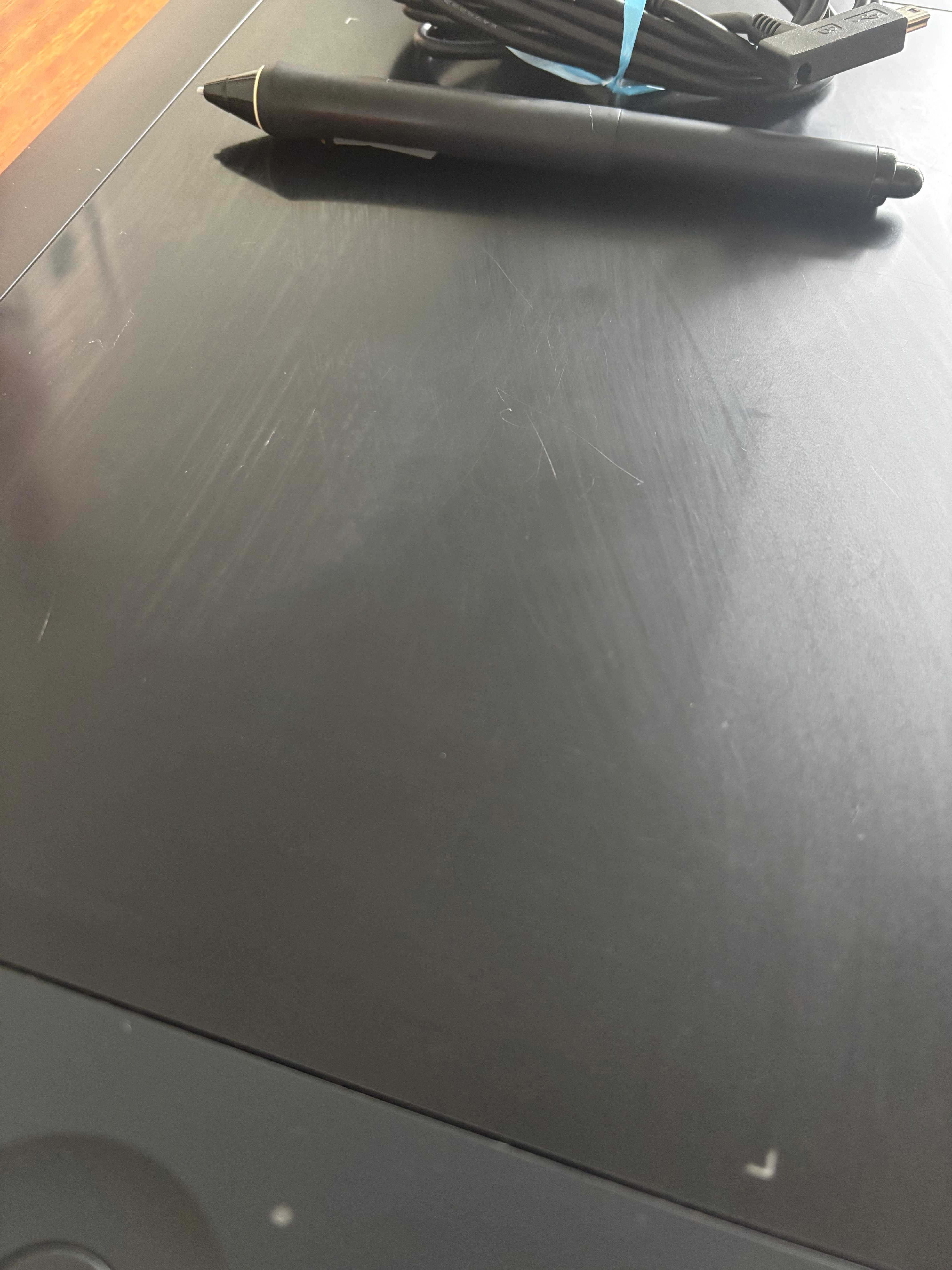 Tablet graficzny Wacom Intuos Pro medium PTH651