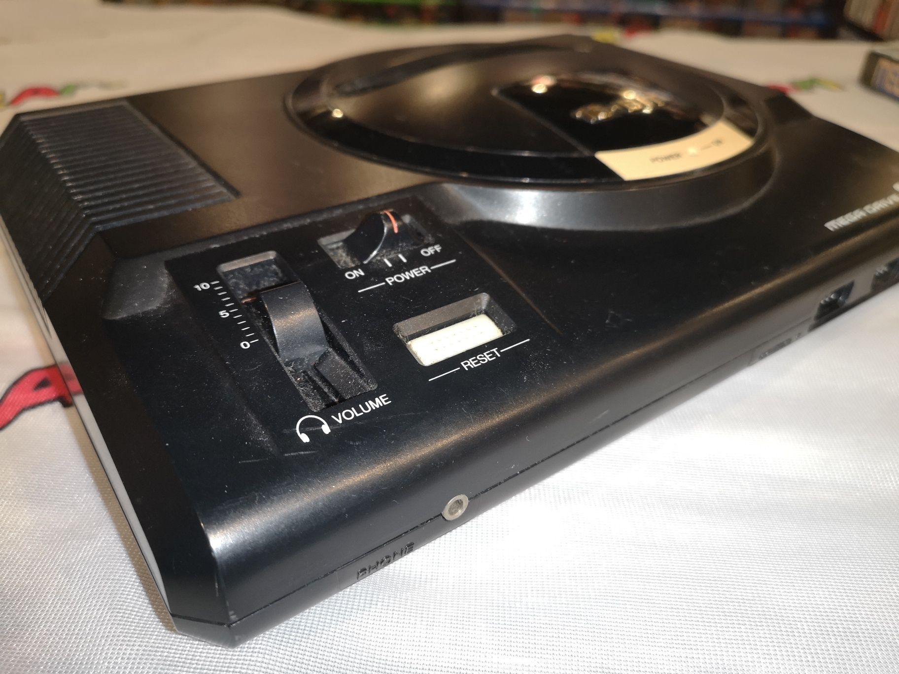 Konsola SEGA MEGA DRIVE I (wszystko oryginalne) + 3 gry
