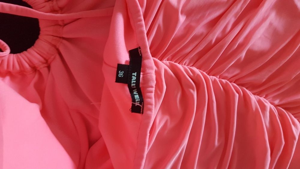 Neonowa różowa Sukienka Tally Weijl