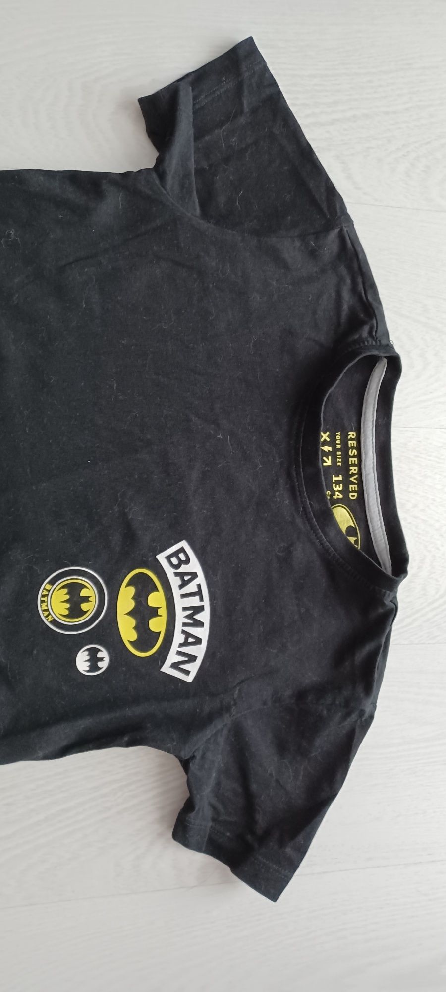 Nienoszona koszulka Reserved Batman 134 cm