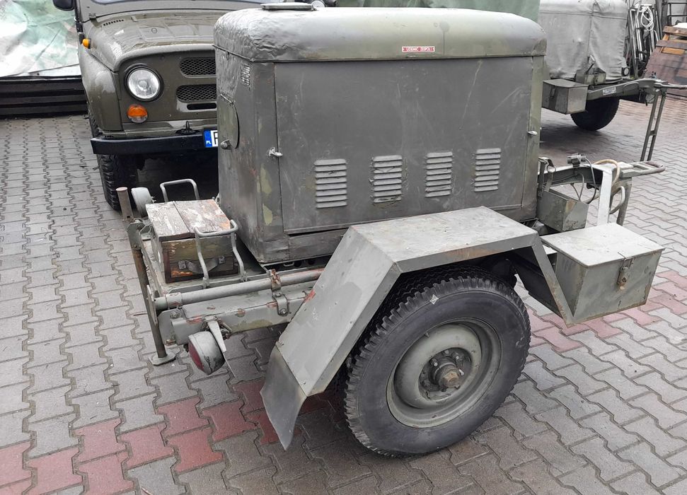 Agregat prądotwórczy wojskowy PAB 4 4kw 230V na przyczepie