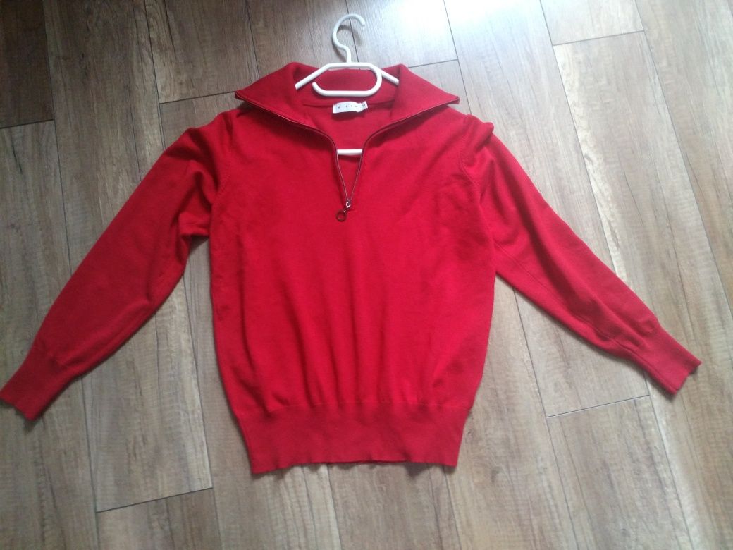 Sweter  czerwony rozm M