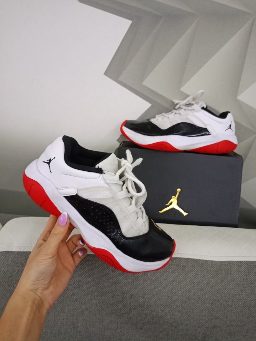 Buty Nike Air Jordan 11 Low rozmiar 38/39 chłopięce męskie