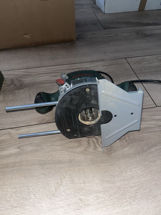Frezarka bosch pof 1200 ae