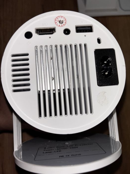 Проэктор HY300  720 P