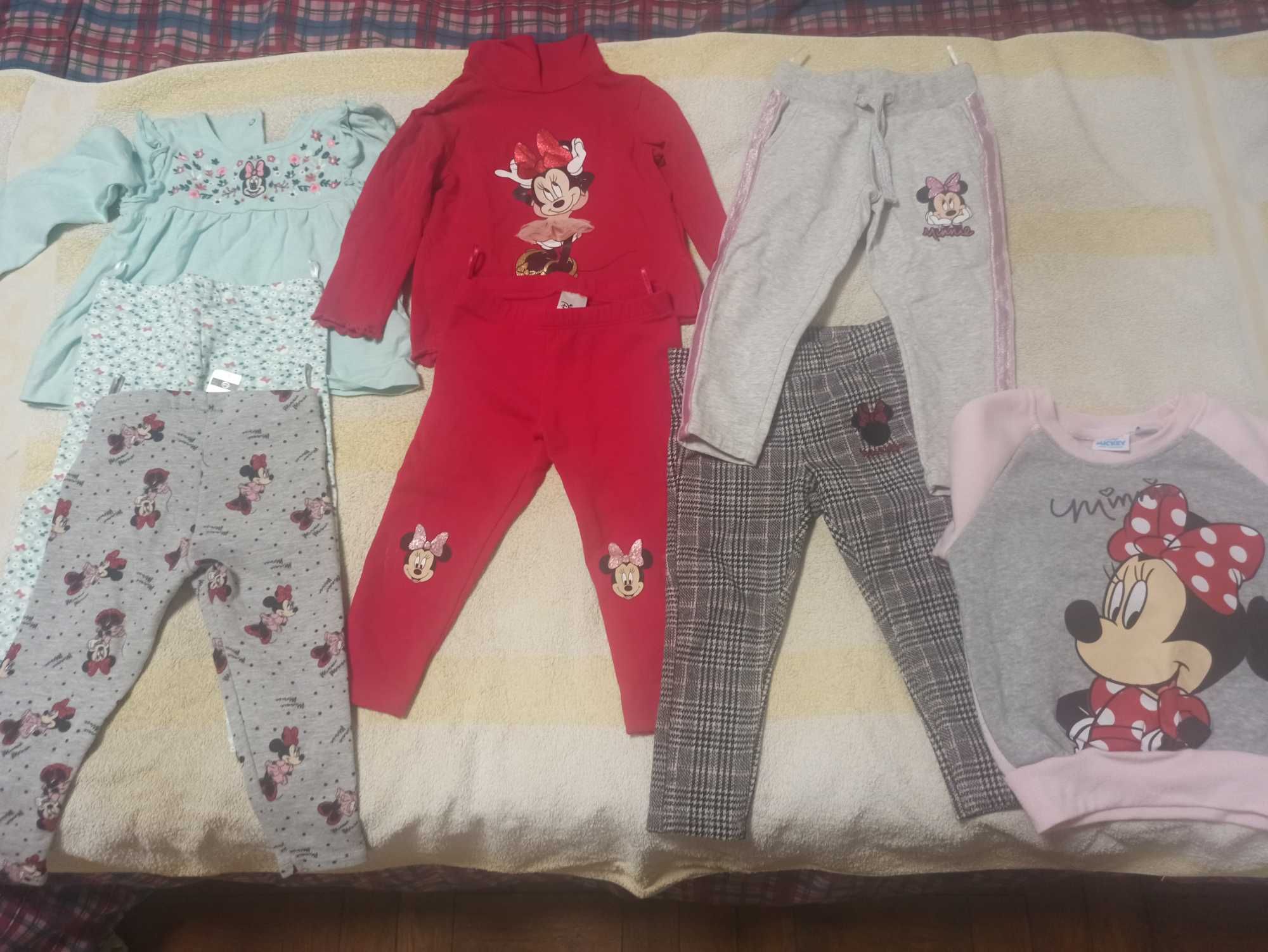 Lote roupas minnie hello kitty tamanho 92