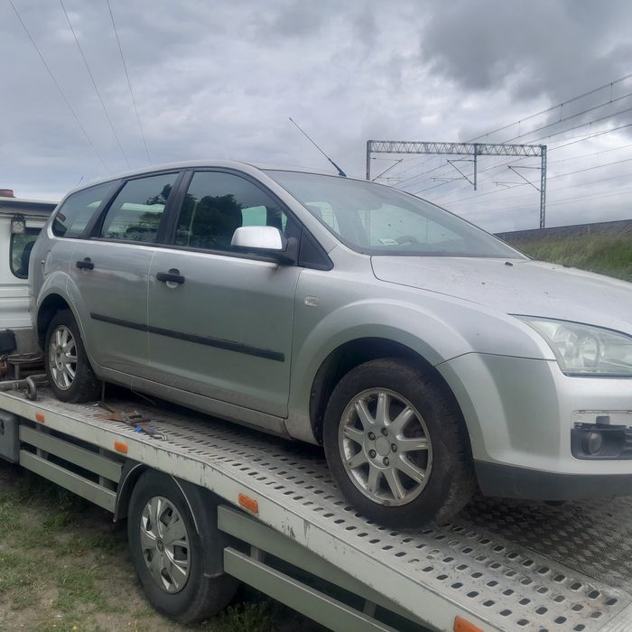 Ford focus mk2  na części  kolor 03