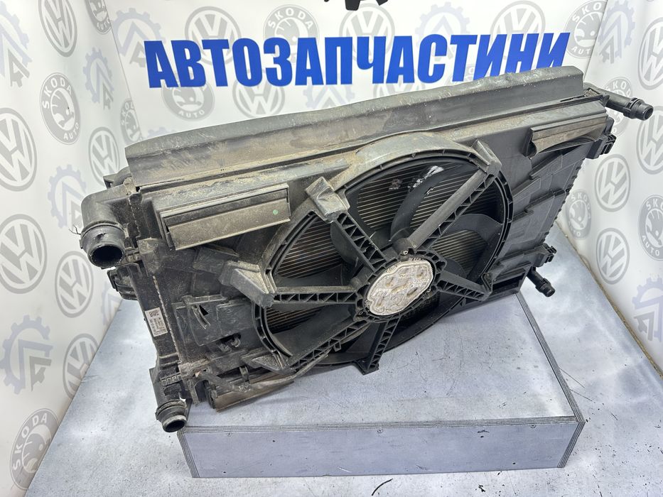 Касета радіаторів дифузор 2.0 tdi Шкода А7 радіатор водяний golf 7 b8