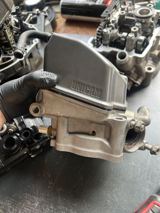 Głowica crf 250 wtrysk wałek blok kompletna zawory