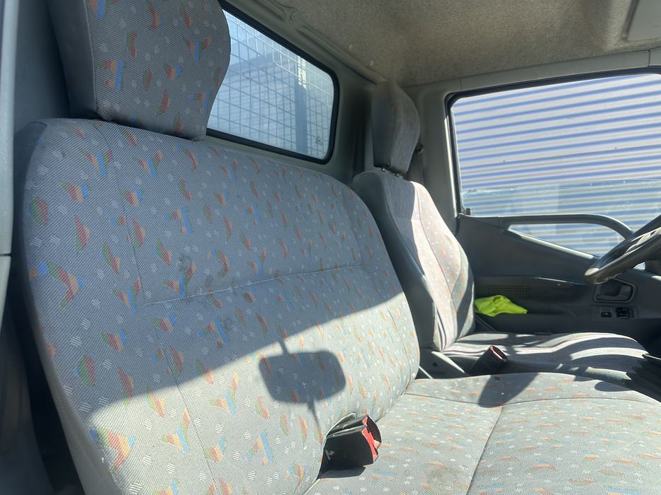 Mitsubishi canter 2.8 de 99 so 90 mil km
