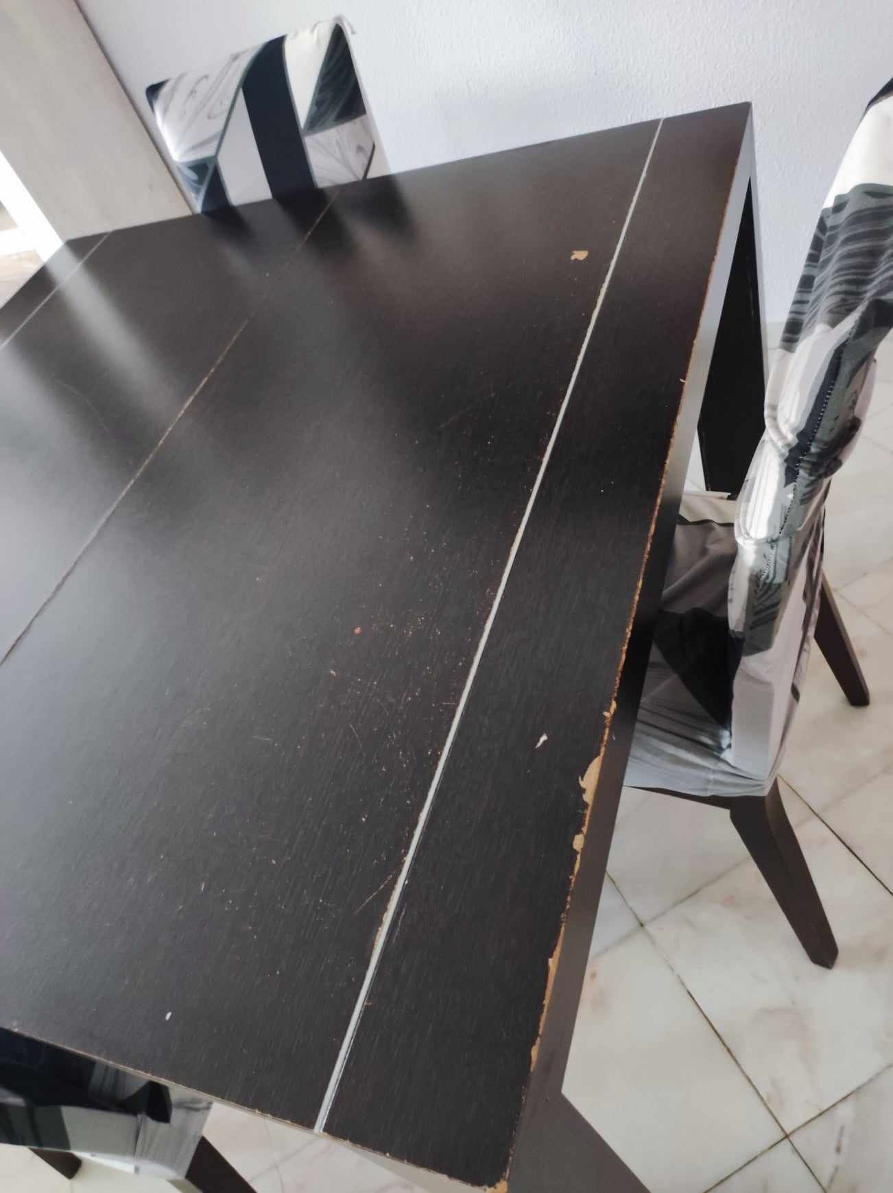 Mesa extensível em madeira Wengé